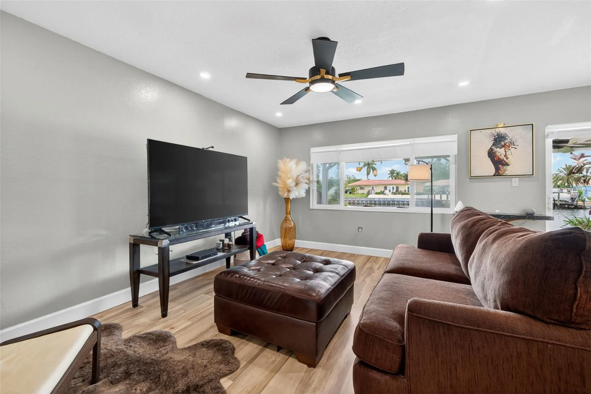 6537 Cape Hatteras Way NE St Petersburg FL 33702