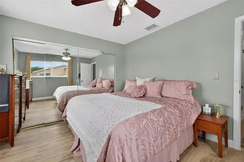 6537 Cape Hatteras Way NE St Petersburg FL 33702