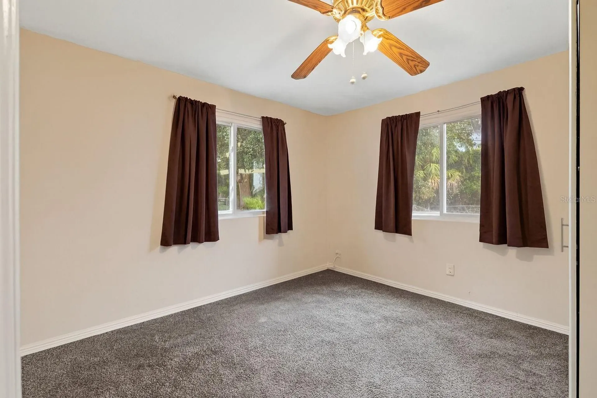 2526 26th Street S St Petersburg FL 33712
