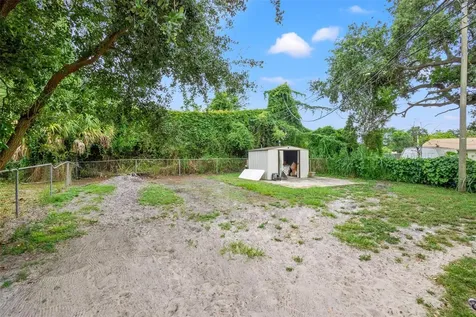 2526 26th Street S St Petersburg FL 33712
