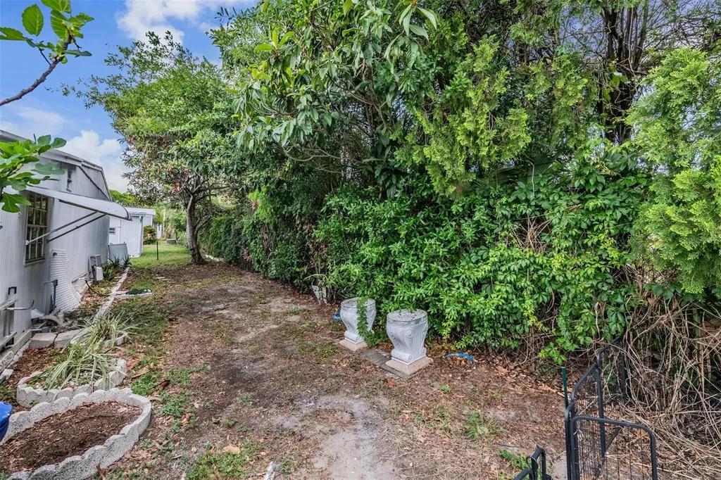 7048 El Meyers Street Zephyrhills FL 33541