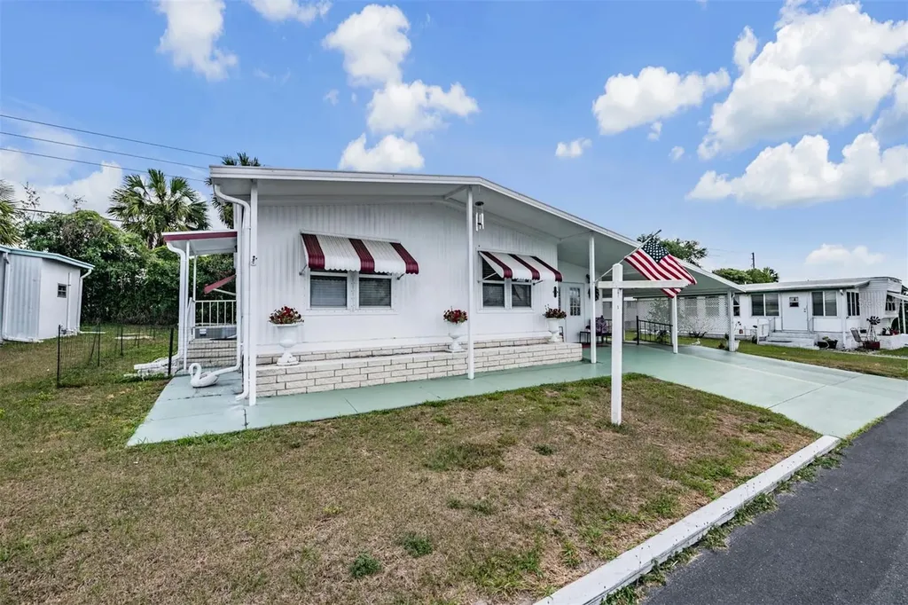 7048 El Meyers Street Zephyrhills FL 33541