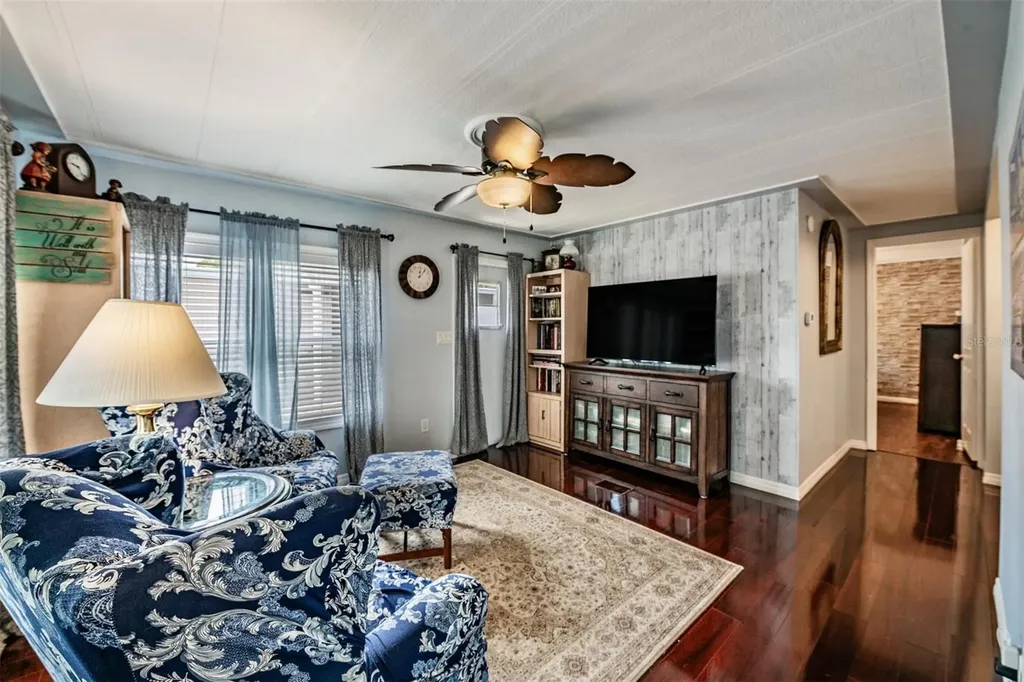 7048 El Meyers Street Zephyrhills FL 33541