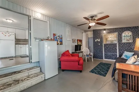 7048 El Meyers Street Zephyrhills FL 33541