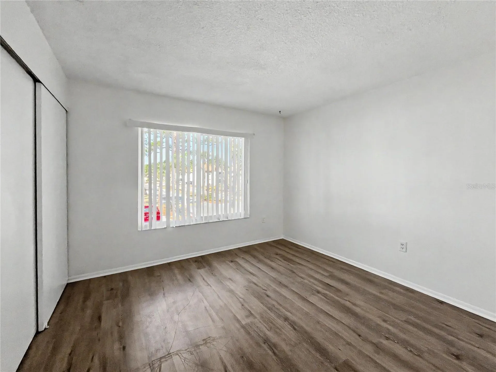 2752 Hidden Lake Boulevard Sarasota FL 34237