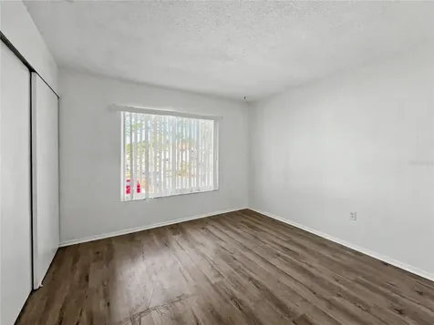 2752 Hidden Lake Boulevard Sarasota FL 34237
