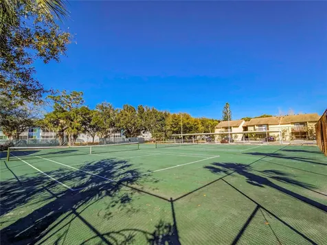 2752 Hidden Lake Boulevard Sarasota FL 34237
