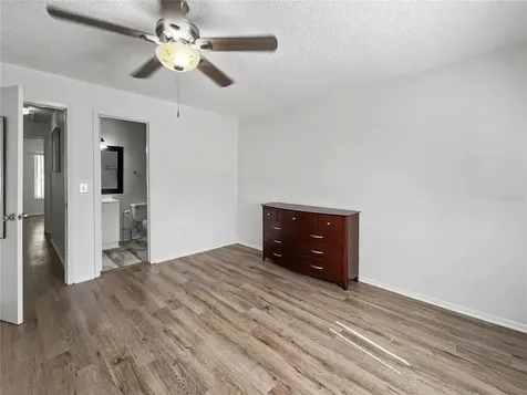 2752 Hidden Lake Boulevard Sarasota FL 34237