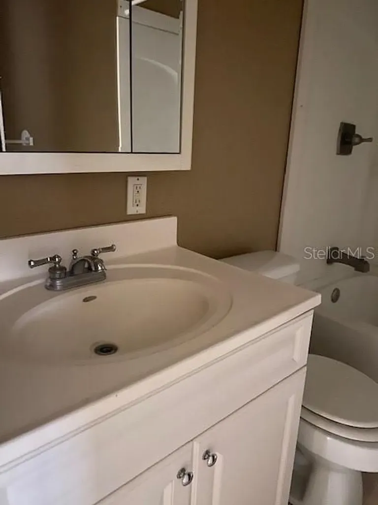 12 Spring Loop Ocala FL 34472