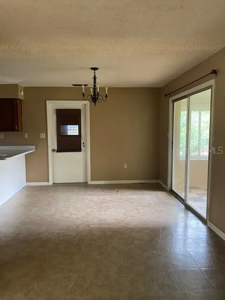 12 Spring Loop Ocala FL 34472