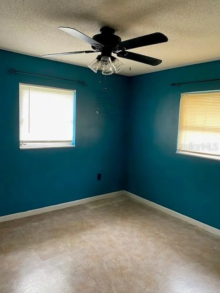 12 Spring Loop Ocala FL 34472