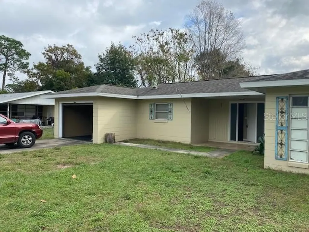 12 Spring Loop Ocala FL 34472