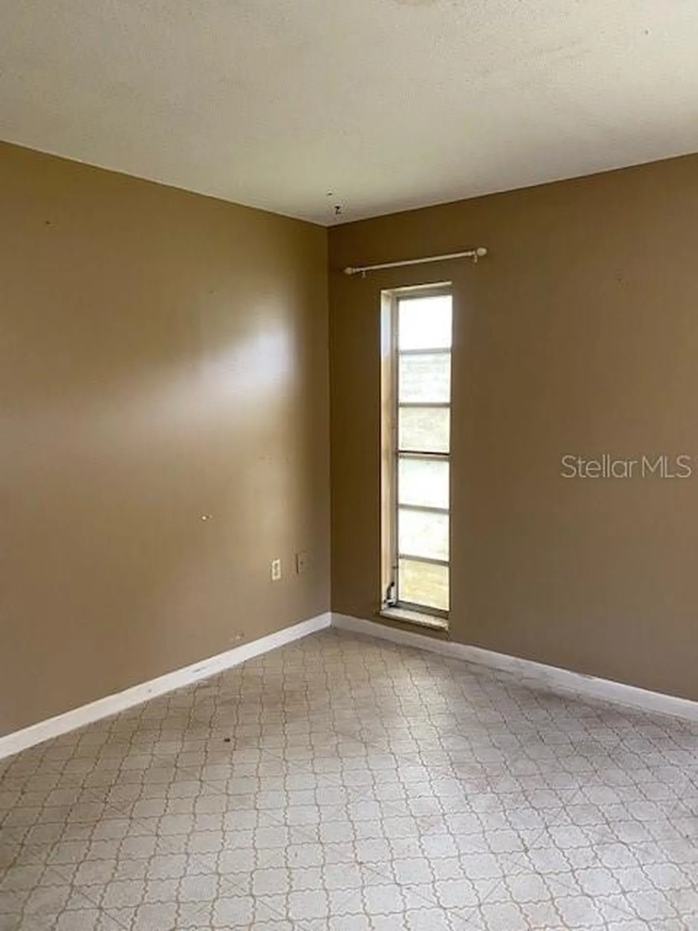 12 Spring Loop Ocala FL 34472