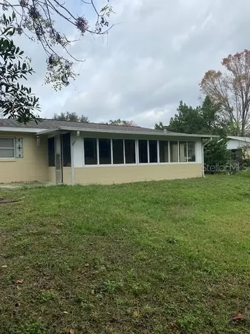 12 Spring Loop Ocala FL 34472