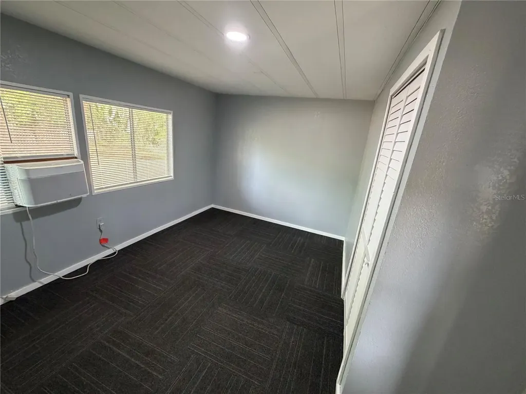 4605 NE 167th Place Citra FL 32113