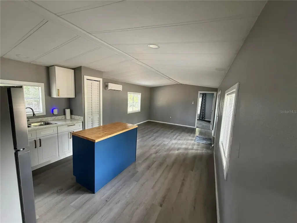 4605 NE 167th Place Citra FL 32113