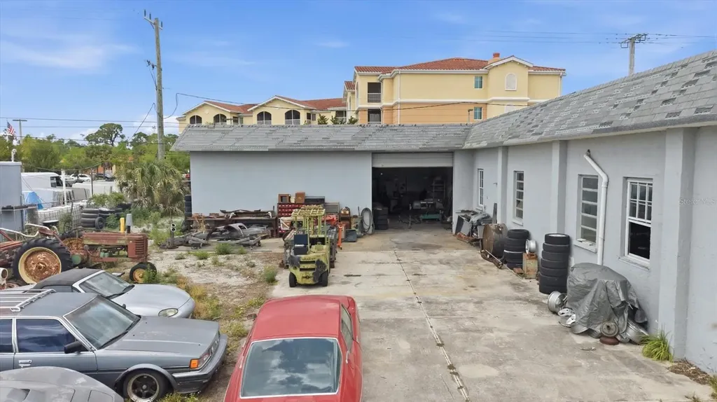 629 E Venice Avenue Venice FL 34285