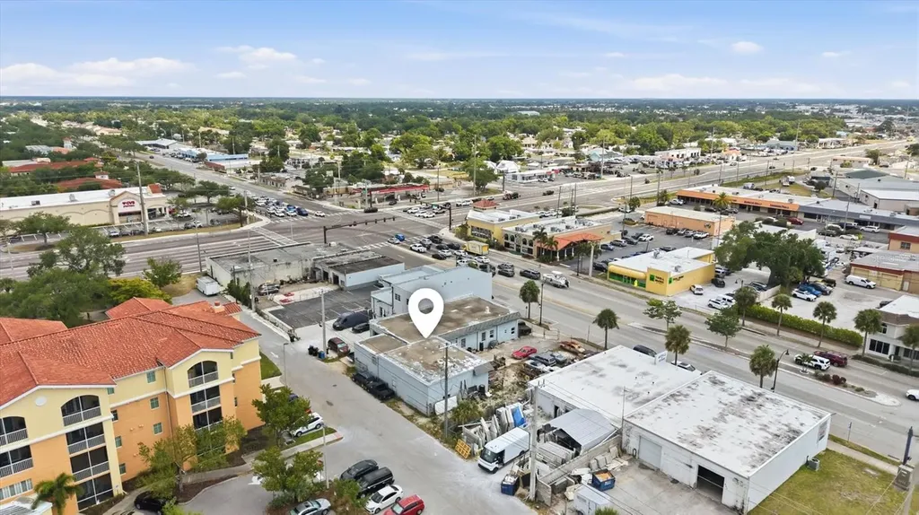 629 E Venice Avenue Venice FL 34285