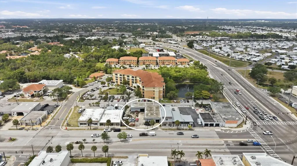 629 E Venice Avenue Venice FL 34285