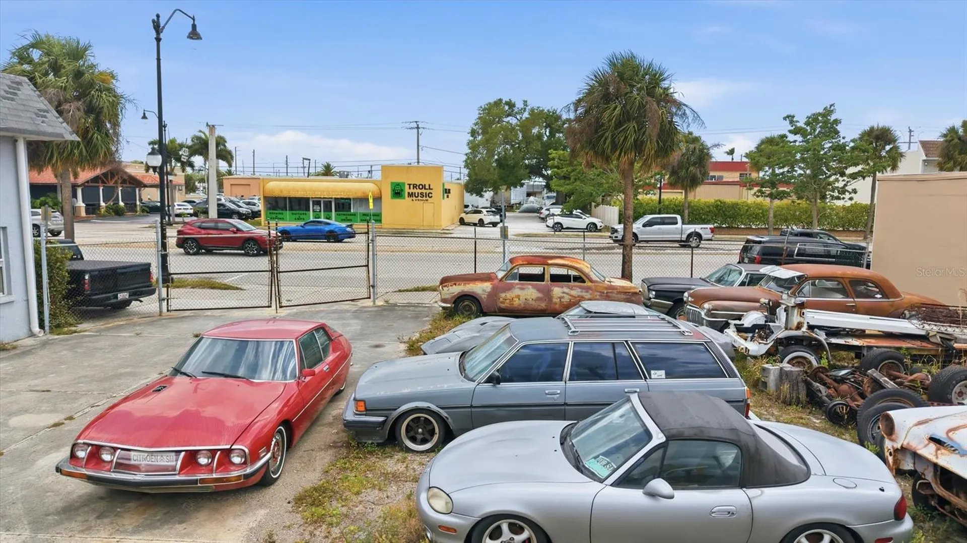 629 E Venice Avenue Venice FL 34285