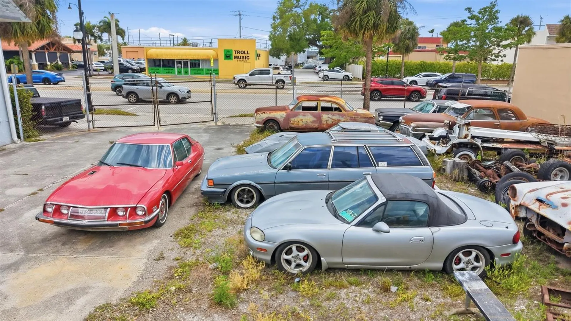 629 E Venice Avenue Venice FL 34285