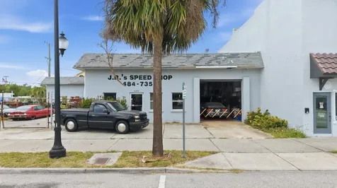 629 E Venice Avenue Venice FL 34285