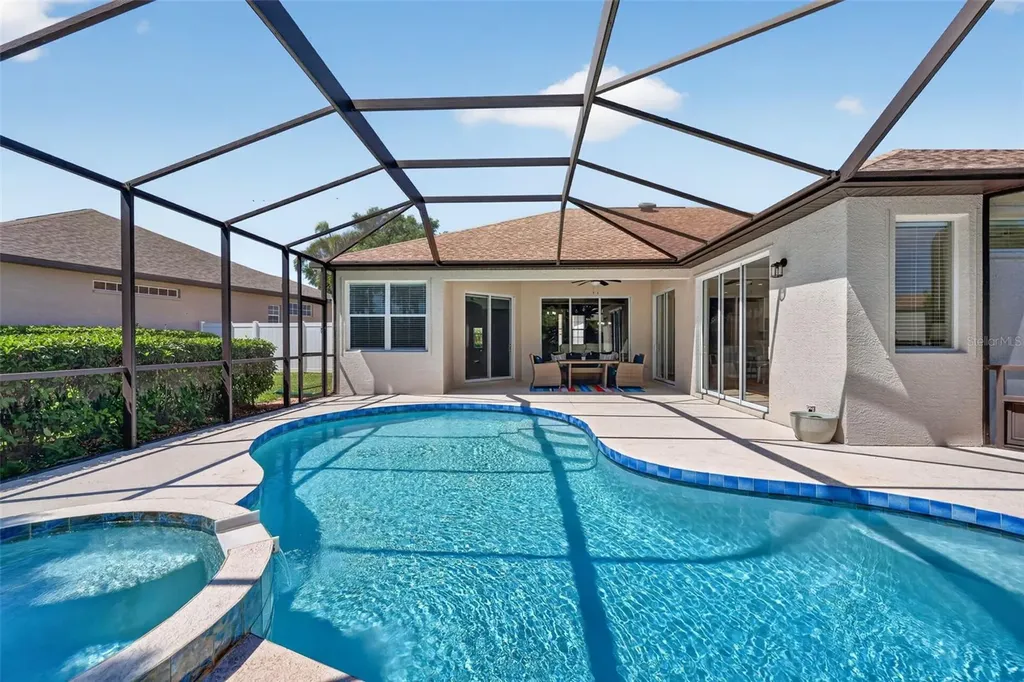 13332 Purple Finch Circle Lakewood Ranch FL 34202