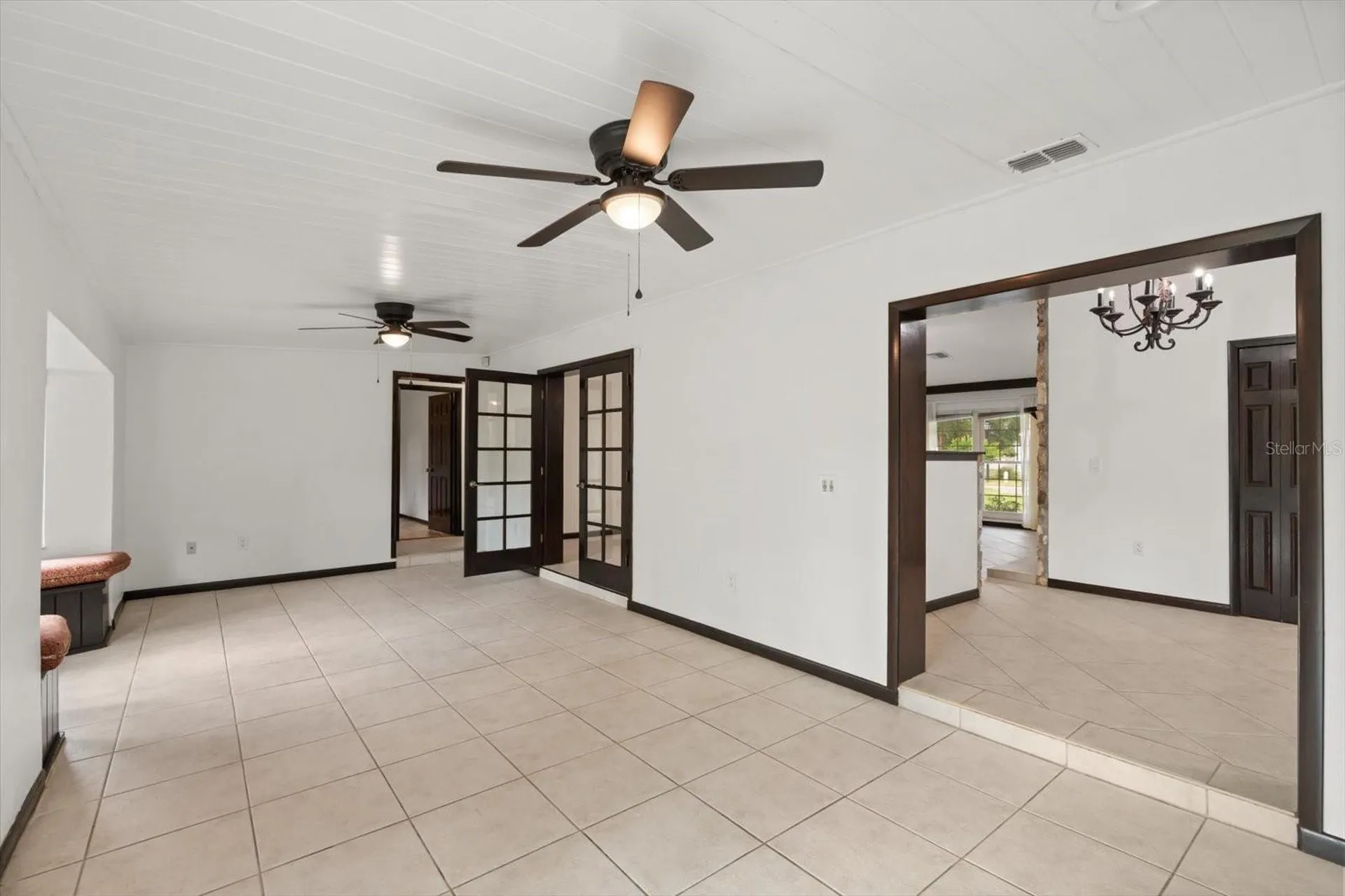 4940 Caspian Court Orlando FL 32819