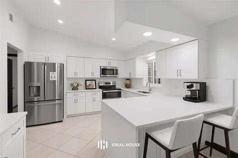 4940 Caspian Court Orlando FL 32819