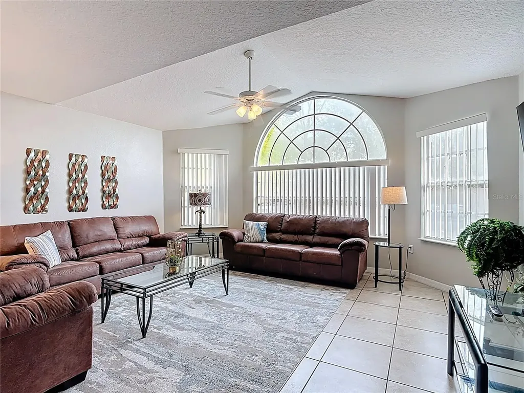 8710 Rain Forest Place Kissimmee FL 34747