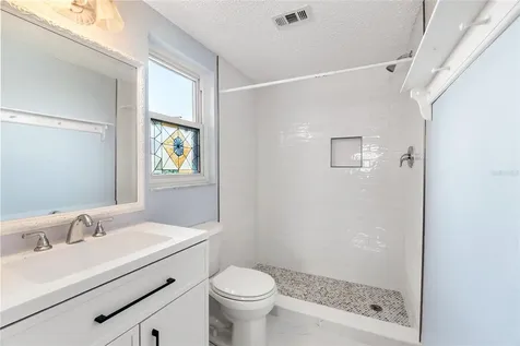 1153 Rue Des Rois South Pasadena FL 33707