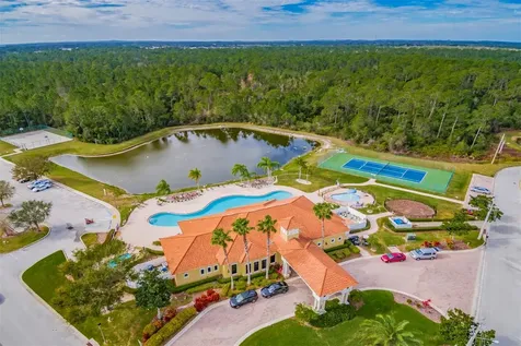 575 Bay Leaf Drive Poinciana FL 34759