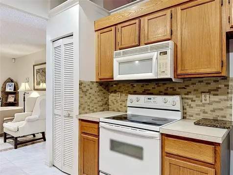 12821 86th Road N West Palm Beach FL 33412