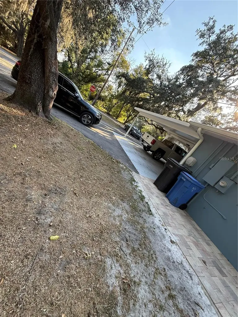 Lakeside Drive Brandon FL 33510