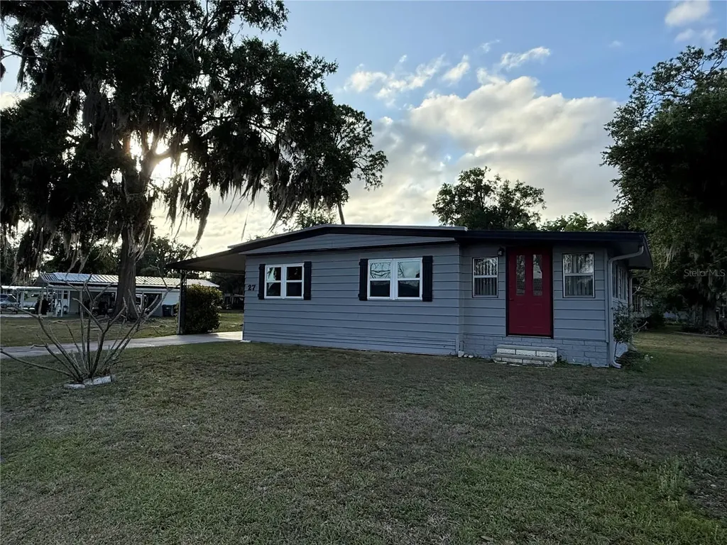 27 S Bobwhite Road Wildwood FL 34785