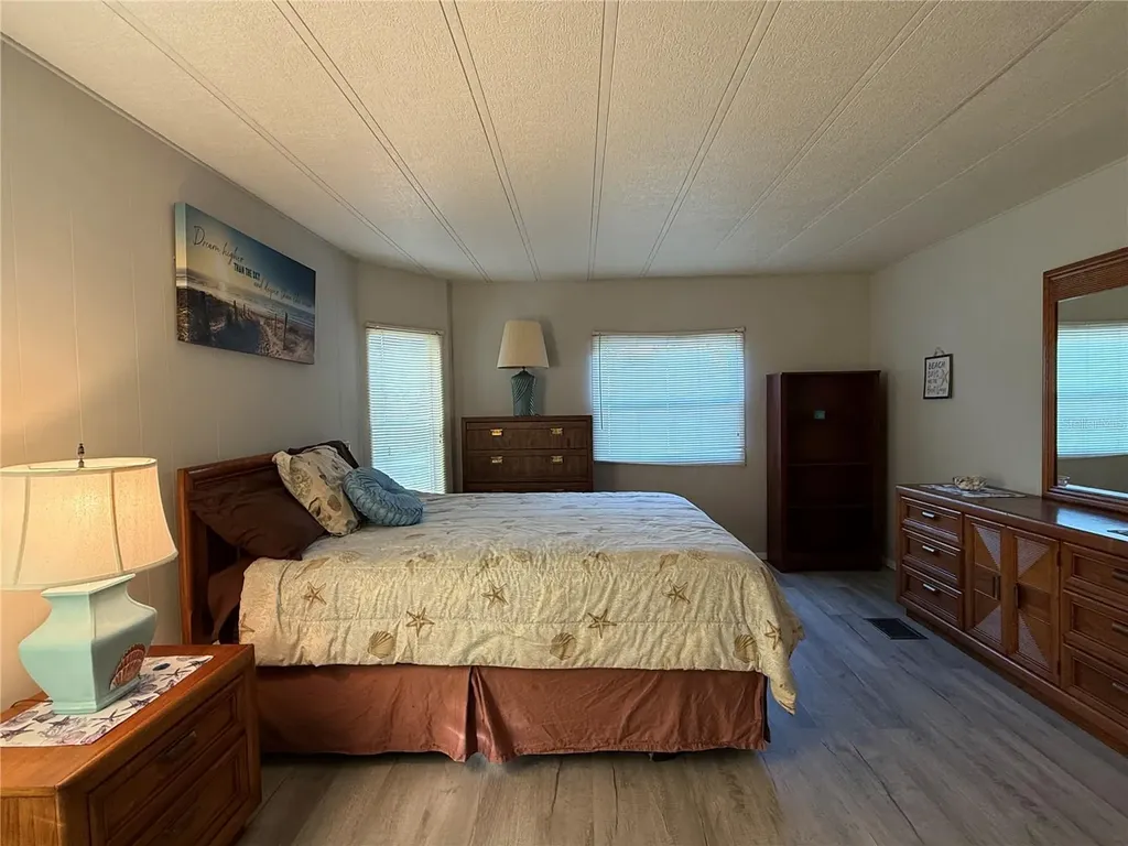 27 S Bobwhite Road Wildwood FL 34785