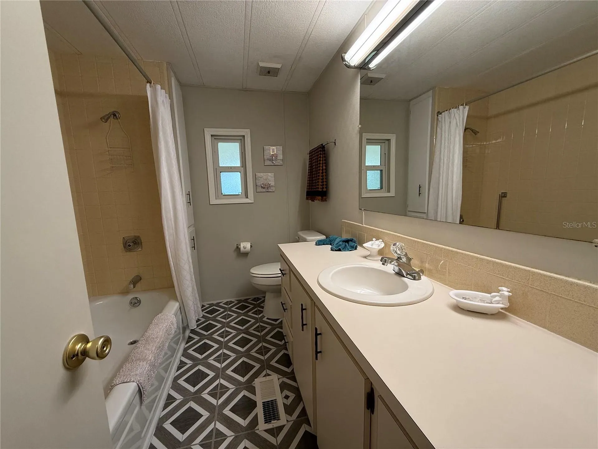 27 S Bobwhite Road Wildwood FL 34785