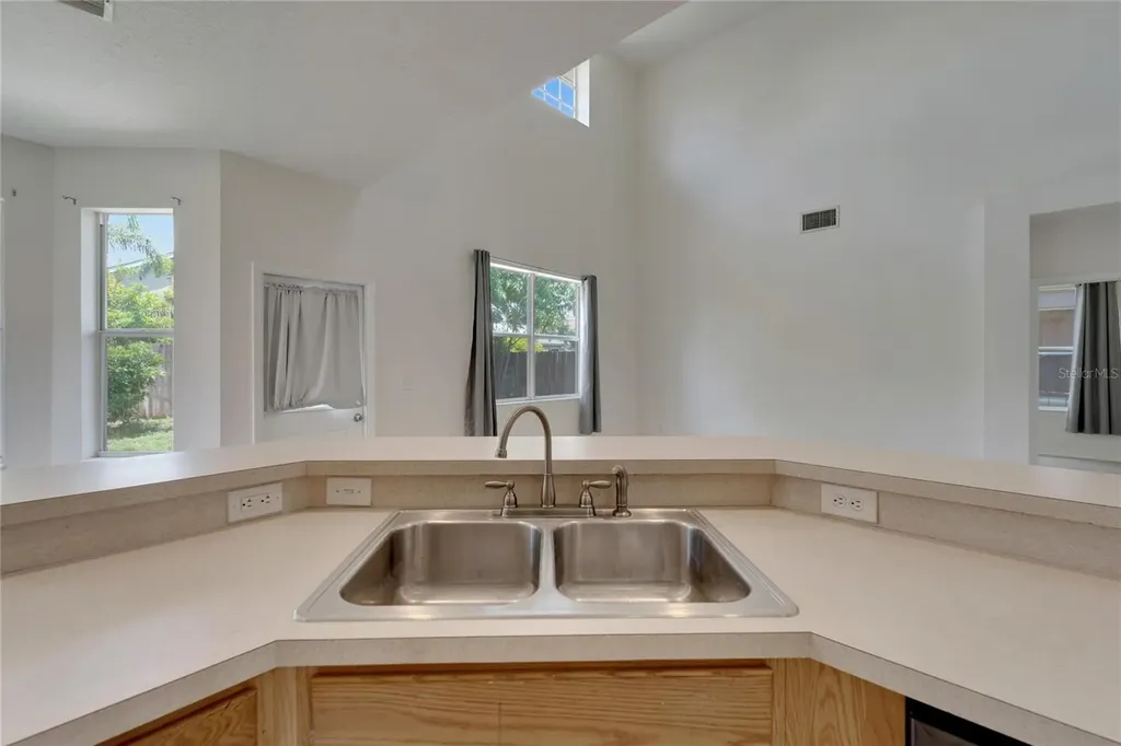 411 Durham Shore Court Apollo Beach FL 33572