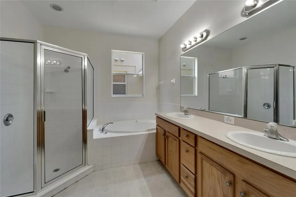 411 Durham Shore Court Apollo Beach FL 33572