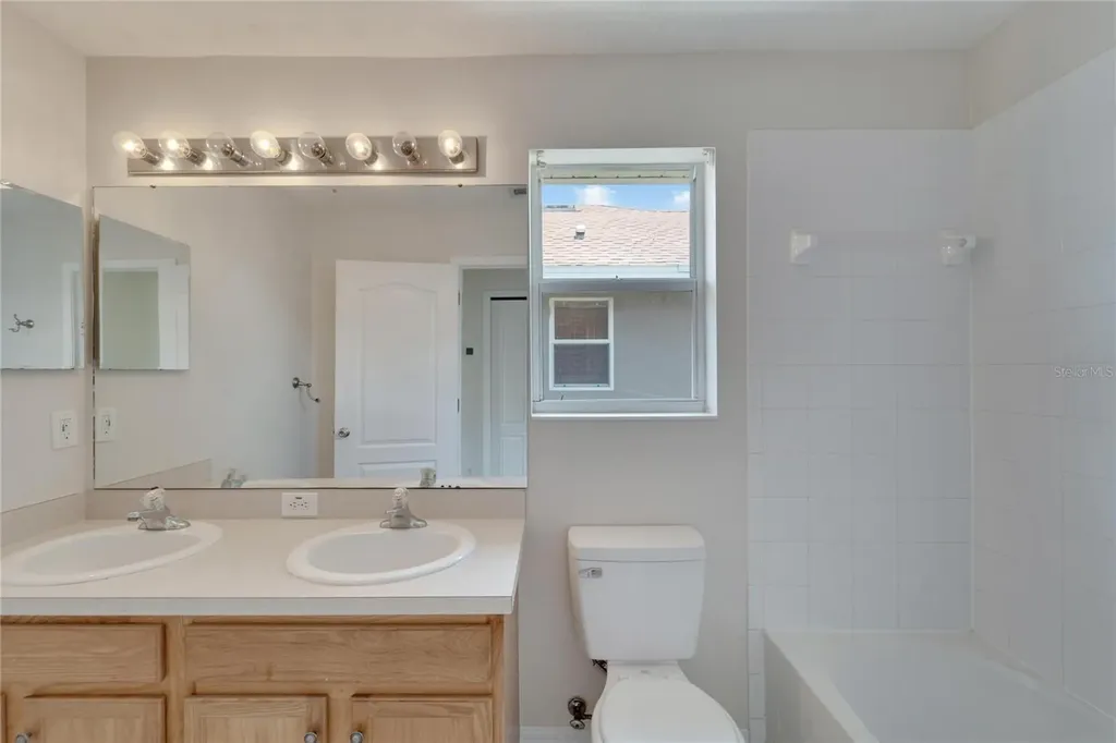 411 Durham Shore Court Apollo Beach FL 33572