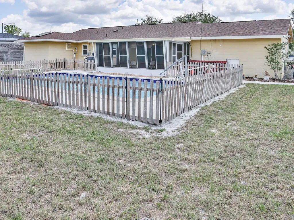 4834 Easton Street Lake Wales FL 33859