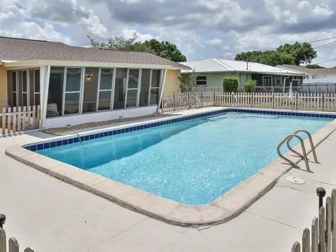 4834 Easton Street Lake Wales FL 33859
