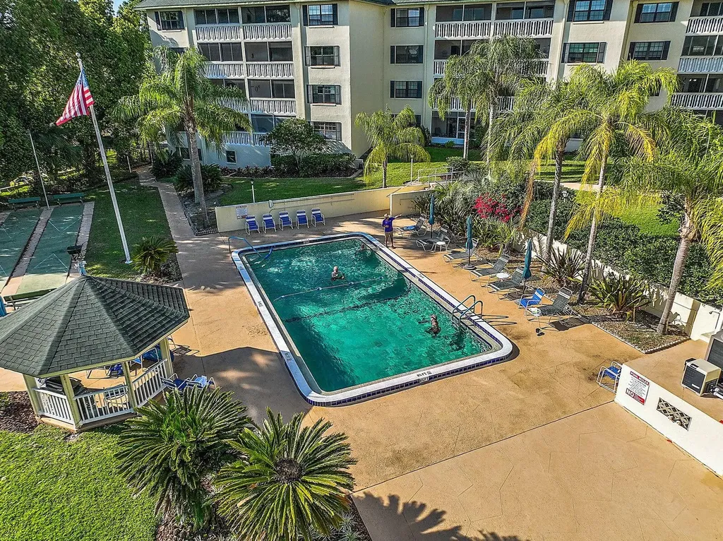 101 N Grandview Street Mount Dora FL 32757