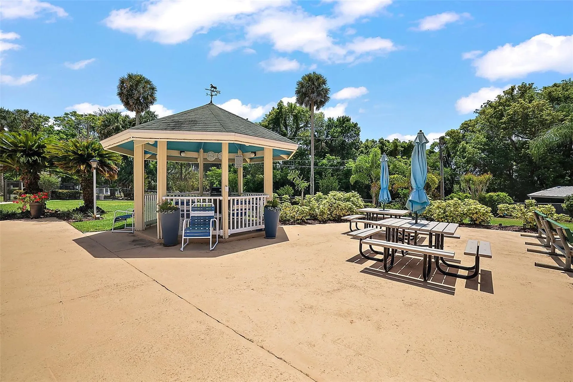 101 N Grandview Street Mount Dora FL 32757