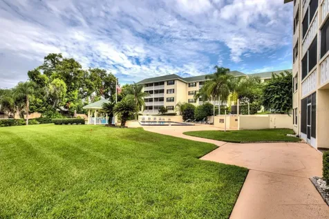101 N Grandview Street Mount Dora FL 32757