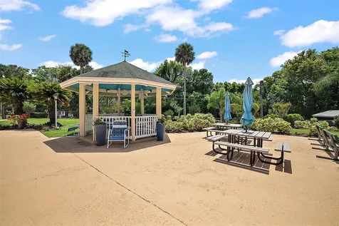 101 N Grandview Street Mount Dora FL 32757