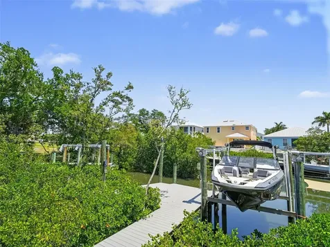 6417 Key Island Avenue Apollo Beach FL 33572
