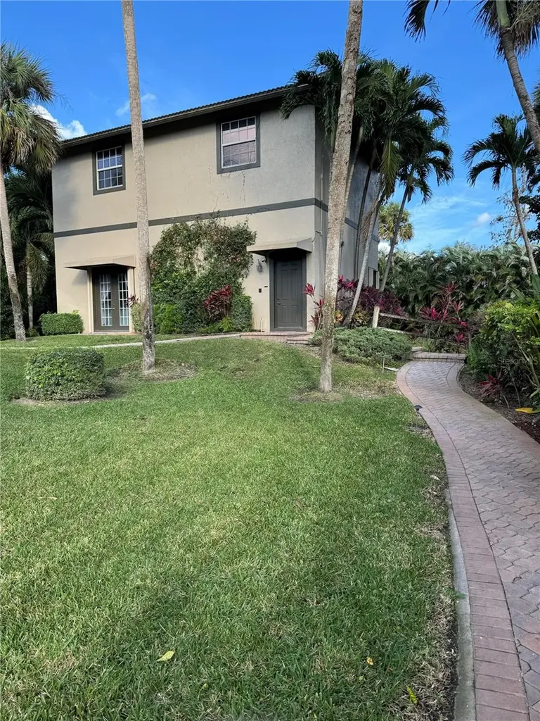 5884 NW 79th Way Parkland FL 33067
