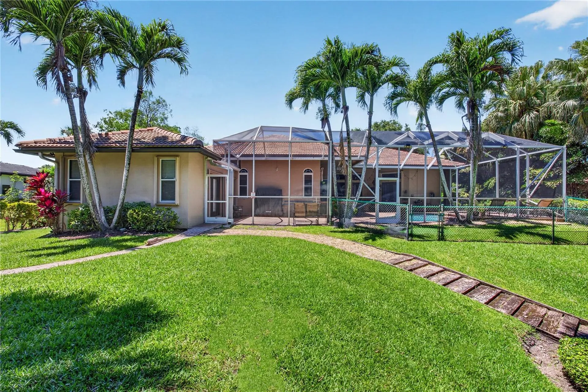 5884 NW 79th Way Parkland FL 33067