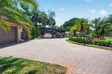 5884 NW 79th Way Parkland FL 33067